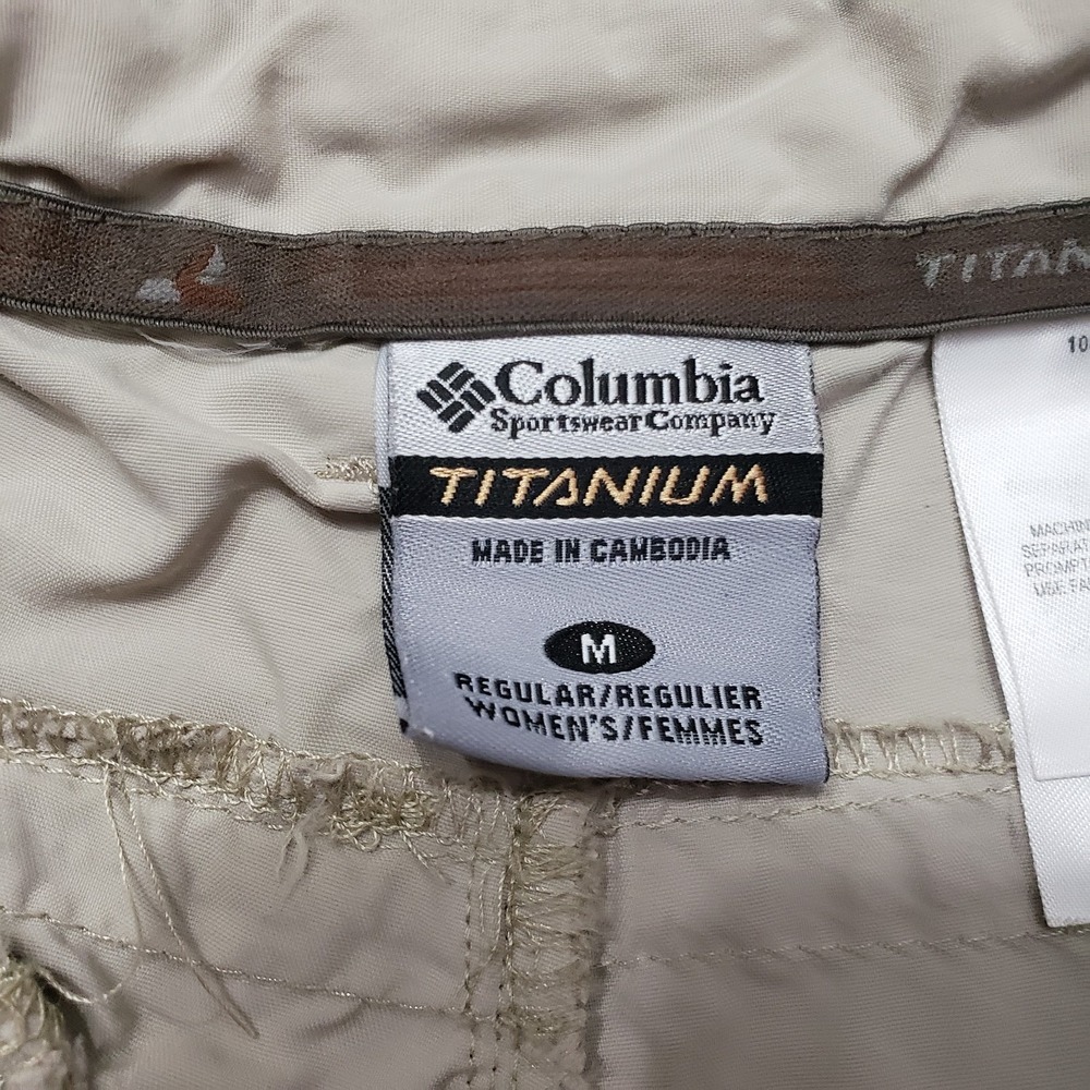 Columbia Titanium Convertible Pants Womens Medium Tan Cargo Pockets - Picture 6 of 11